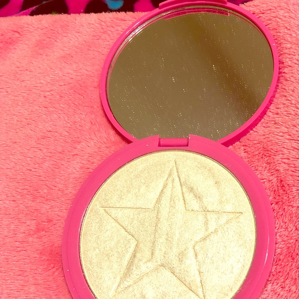Gently Used Jeffree Star Cosmetics Skin Frost